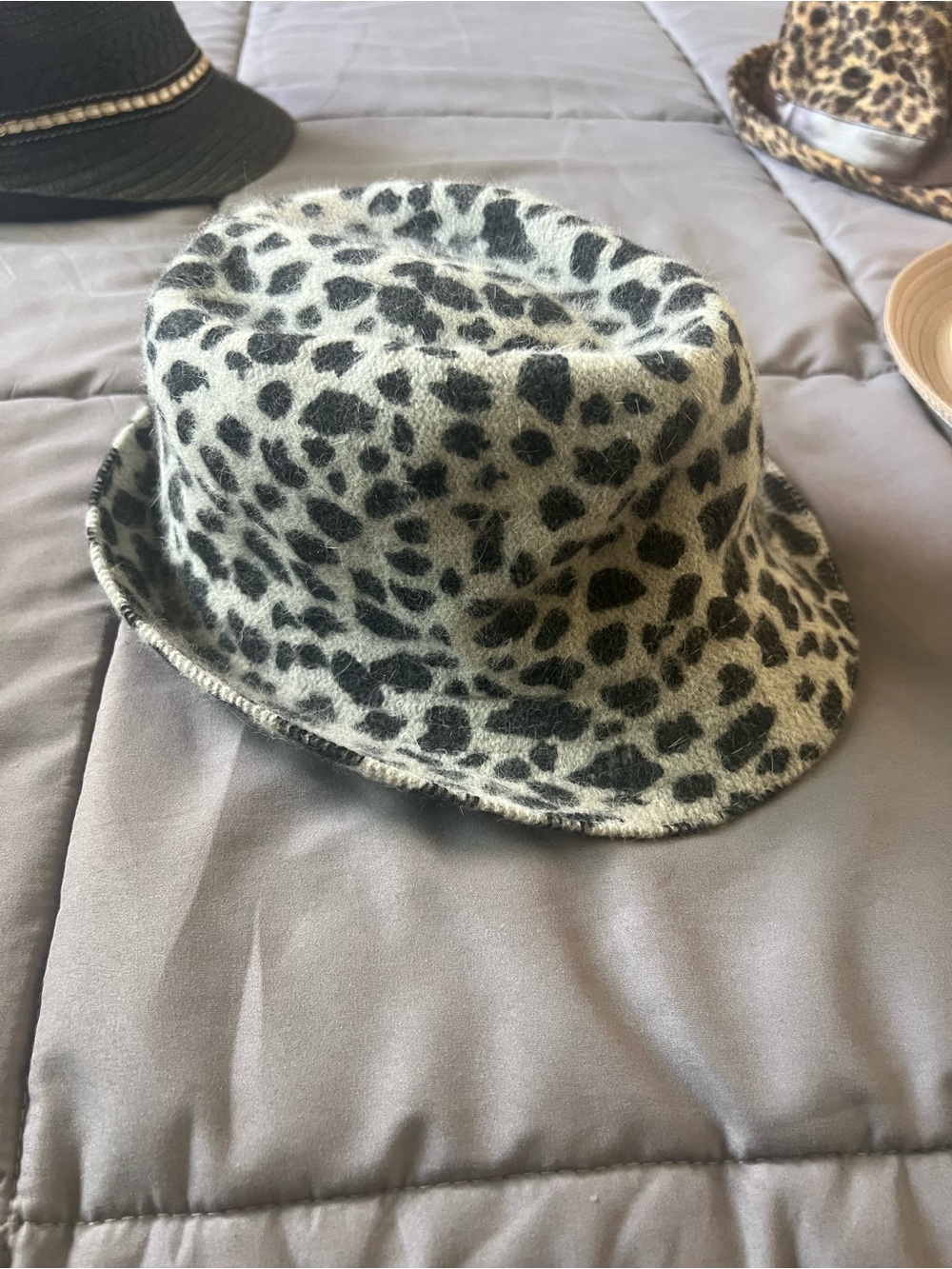 Leopard Print Bucket Hat - Black & Grey